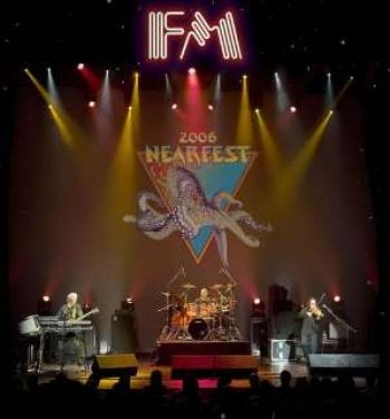 Fm - Nearfest 2006: Deluxe Cd/Dvd Expand in der Gruppe CD / Rock bei Bengans Skivbutik AB (1136805)