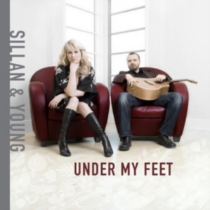 Sillan & Young - Under My Feet in der Gruppe CD / Pop-Rock bei Bengans Skivbutik AB (1146006)