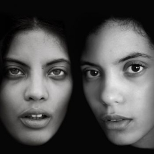 Ibeyi - Ibeyi in der Gruppe UNSERE TIPPS / Klassiska lablar / XL Recordings bei Bengans Skivbutik AB (1166745)