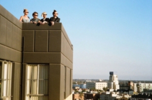 Pins - Wild Nights (Inkl.Cd) in der Gruppe UNSERE TIPPS / Klassiska lablar / PIAS Recordings bei Bengans Skivbutik AB (1288795)