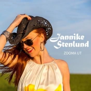 Stenlund Jannike - Zooma Ut in der Gruppe CD bei Bengans Skivbutik AB (1399015)