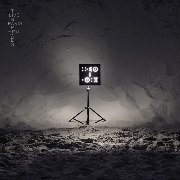 Tinariwen - Live In Paris, Oukis N'asuf in der Gruppe CD / Bestseller bei Bengans Skivbutik AB (1533068)