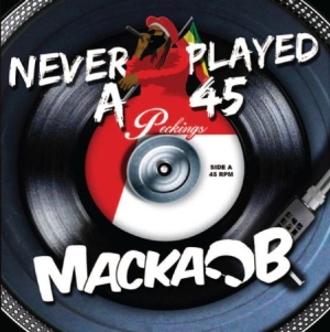Macka B - Never Played A 45 in der Gruppe CD bei Bengans Skivbutik AB (1539743)