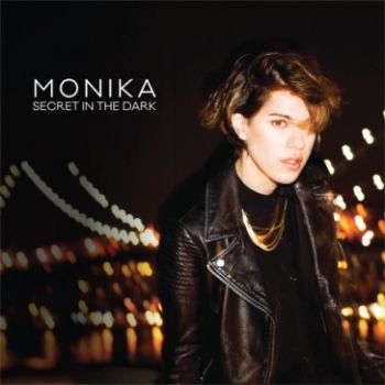Monika - Secret In The Dark in der Gruppe CD / Pop bei Bengans Skivbutik AB (1551699)
