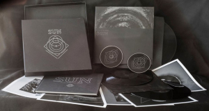 Secrets Of The Moon - Sun (2 Cd + 2 Lp Artbook 48 Pages 6 in der Gruppe CD bei Bengans Skivbutik AB (1561746)