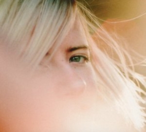 Amber Arcades - Fading Lines in der Gruppe CD bei Bengans Skivbutik AB (1881753)