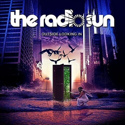 Radio Sun - Outside Looking In in der Gruppe CD / Rock bei Bengans Skivbutik AB (2069963)