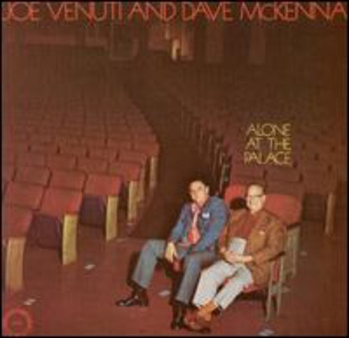 Venuti Joe & Dave Mckenna - Alone At The Palace in der Gruppe CD / Jazz/Blues bei Bengans Skivbutik AB (2370118)