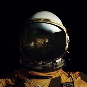 Falling In Reverse - Coming Home in der Gruppe CD bei Bengans Skivbutik AB (2373883)