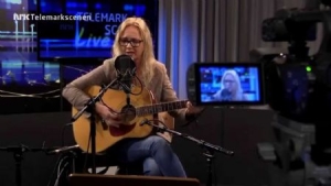 Holt Lina - Resien in der Gruppe CD bei Bengans Skivbutik AB (2396054)