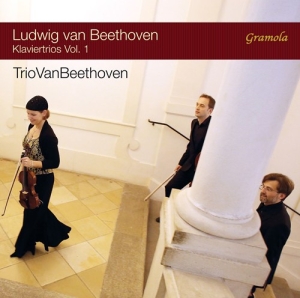 Triovanbeethoven - The Piano Trios Vol. 1 in der Gruppe CD bei Bengans Skivbutik AB (2414300)