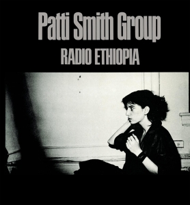 Patti Smith Group - Radio Ethiopia in der Gruppe VINYL bei Bengans Skivbutik AB (2466496)