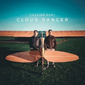 Chasing Kurt - Cloud Dancer in der Gruppe CD bei Bengans Skivbutik AB (2543984)