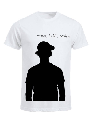Timo Räisänen -  T-shirt White - Tro, Hat, Stöld in der Gruppe MERCH bei Bengans Skivbutik AB (2647568r)