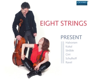 Eight Strings - Present in der Gruppe Externt_Lager / Naxoslager bei Bengans Skivbutik AB (3187150)
