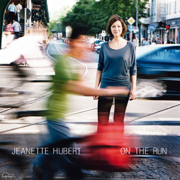 Hubert Jeanette - On The Run in der Gruppe CD / Pop bei Bengans Skivbutik AB (3208079)