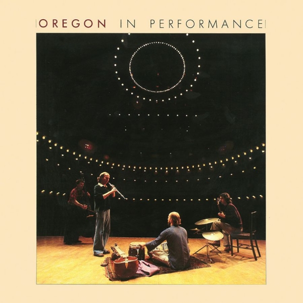 Oregon - In Performance in der Gruppe CD / Jazz/Blues bei Bengans Skivbutik AB (3306856)