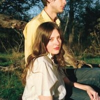 Molly Burch - First Flower in der Gruppe CD bei Bengans Skivbutik AB (3310288)