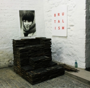 Idles - Brutalism in der Gruppe Minishops / Idles bei Bengans Skivbutik AB (3472254)