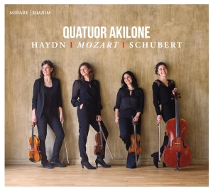 Quatuor Akilone - Haydn Mozart Schubert in der Gruppe CD / Övrigt bei Bengans Skivbutik AB (3492838)