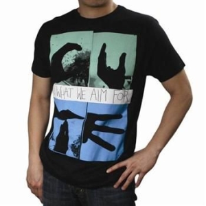Cute Is What We Aim For - Hands Slim Fit T-Shirt Black ( in der Gruppe MERCH bei Bengans Skivbutik AB (3498444)
