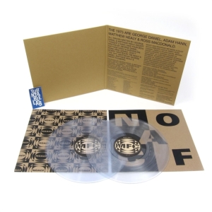 The 1975 - Notes On A Conditional Form (Clear in der Gruppe UNSERE TIPPS / Årsbästalistor 2020 / NME 2020 bei Bengans Skivbutik AB (3675777)