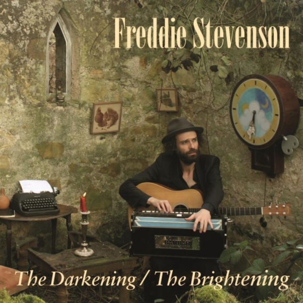 Freddie Stevenson - Darkening/Brightening in der Gruppe CD / Pop bei Bengans Skivbutik AB (3718743)