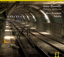 Astor Piazzolla - Piazzolla / Histoire Du Tango in der Gruppe Externt_Lager / Naxoslager bei Bengans Skivbutik AB (3758088)