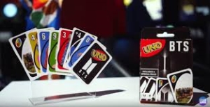 BTS - UNO Card in der Gruppe Korr_grupp /  bei Bengans Skivbutik AB (3761765)