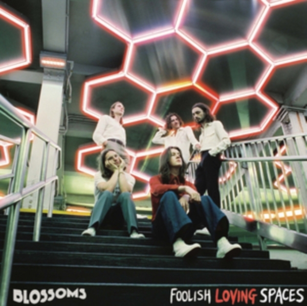 Blossoms - Foolish Love Spaces in der Gruppe CD / Pop-Rock bei Bengans Skivbutik AB (3765008)