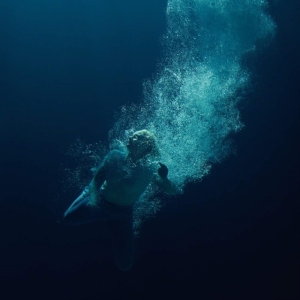 Låpsley - Through Water in der Gruppe CD / Pop-Rock bei Bengans Skivbutik AB (3769020)