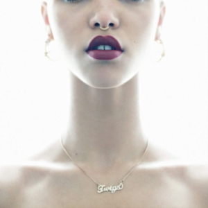 Fka Twigs - Ep2 in der Gruppe VINYL / Pop-Rock bei Bengans Skivbutik AB (3774871)