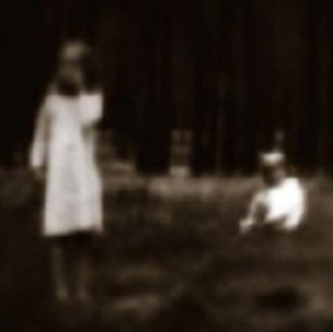 Aun - Phantom Ghost in der Gruppe Övrigt /  bei Bengans Skivbutik AB (3829885)