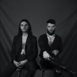 Hurts - Faith in der Gruppe CD / Pop-Rock bei Bengans Skivbutik AB (3834863)