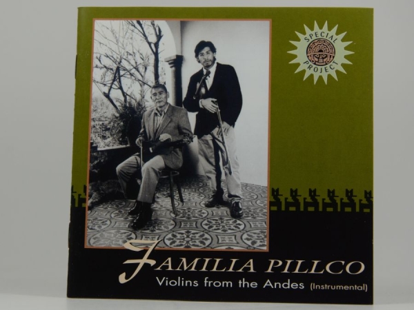 Familia Pillco - Violins From The Andes in der Gruppe CD / Bestseller bei Bengans Skivbutik AB (3834901)
