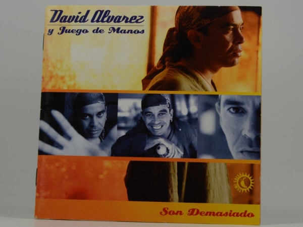 Alvarez David - Son Demasiado in der Gruppe CD / Worldmusic/ Folkmusik bei Bengans Skivbutik AB (3834909)
