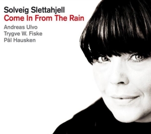 Slettahjell Solveig Ulvo Andreas - Come In From The Rain in der Gruppe CD / Jazz bei Bengans Skivbutik AB (3836330)
