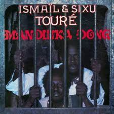 ISMAIL & SIXU TOURE - Mandinka Dong in der Gruppe VINYL / Elektroniskt,World Music bei Bengans Skivbutik AB (3862828)