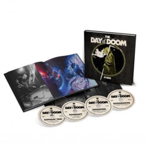 Elephant Tree / Domkraft / Summoner - Day Of Doom Live (4 Cd) Book in der Gruppe CD bei Bengans Skivbutik AB (3913872)