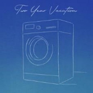Two Year Vacation - Laundry Day (Vinyl) in der Gruppe VINYL bei Bengans Skivbutik AB (3915005)