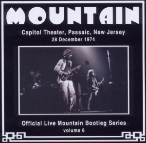 Mountain - Capitol Theatre 1974 in der Gruppe CD bei Bengans Skivbutik AB (3933856)