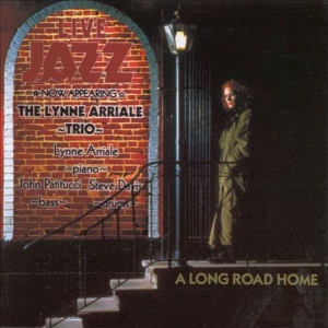 Arriale Lynne -Trio- - A Long Road Home in der Gruppe CD / Jazz bei Bengans Skivbutik AB (3934123)