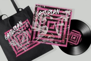 Gatuplan - Kampen Går Vidare! - Lp Black + Bag in der Gruppe VINYL / Vinyl Punk bei Bengans Skivbutik AB (3962082)
