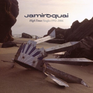 Jamiroquai - High Times: Singles 1992-2006 in der Gruppe Övrigt /  bei Bengans Skivbutik AB (4002909)
