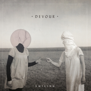 Smiling - Devour in der Gruppe CD bei Bengans Skivbutik AB (4023714)