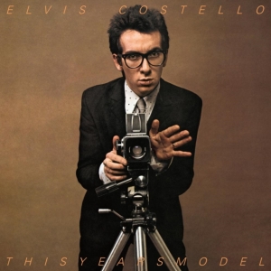 Elvis Costello & The Attractions - This Year's Model (Vinyl) in der Gruppe VINYL / Pop-Rock bei Bengans Skivbutik AB (4041089)