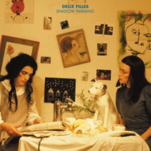 Deux Filles - Shadow Farming in der Gruppe Övrigt /  bei Bengans Skivbutik AB (4042563)