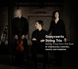 Goeyvaerts String Trio - String Trios From The East in der Gruppe CD bei Bengans Skivbutik AB (4046162)