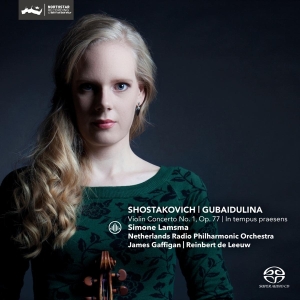Simone Lamsma - Violin Concerto No.1 Op.77/In Tempus Praesens in der Gruppe CD / Klassiskt,Övrigt bei Bengans Skivbutik AB (4048068)