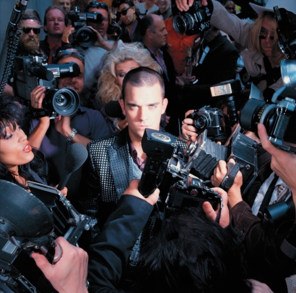 Robbie Williams - Life Thru A Lens (Vinyl) in der Gruppe VINYL / Pop-Rock bei Bengans Skivbutik AB (4057139)